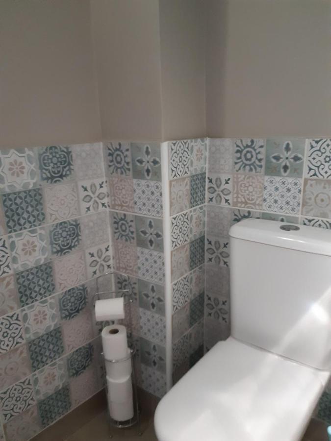Chambre Double Avec Piscine Et Jacuzzi Bernadets-Debat Exterior photo